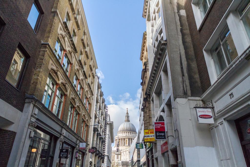 Roomspace Serviced Apartments - Groveland Court Londra Oda fotoğraf